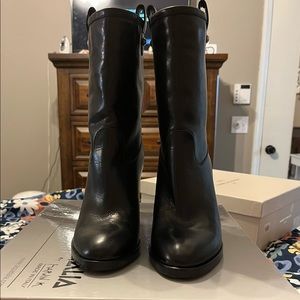 Aquatalia Gemini black calf boot never been worn! No low offers
